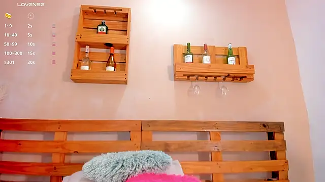  miss mia online show from 4, 10, 2025