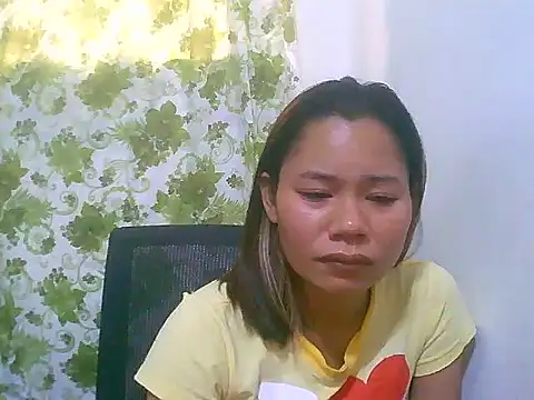 Sweeetgurll online show from 15, 6, 2026