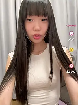 Snapshot of xinyu789 chatting on 13, 5, 2026 xinyu789 online show from 13, 5, 2026