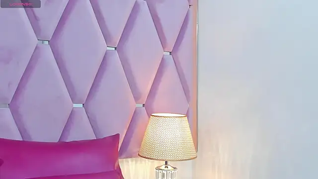 MaskedGirl  online show from 27, 11, 2025