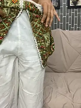 Riya-6969 online show from 19, 3, 2026