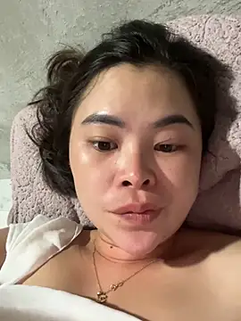 Snapshot of han-cute chatting on 11, 9, 2025 han-cute online show from 11, 9, 2025