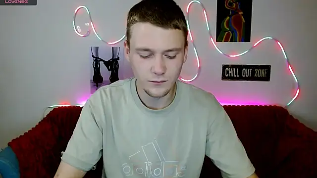 Xavier Night81 online show from 16, 11, 2025