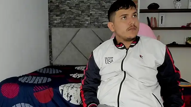 Sexxyy Couple  online show from 1, 3, 2026