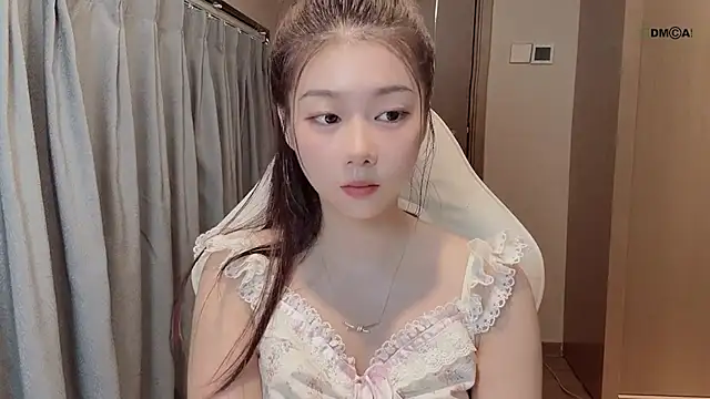 Snapshot of Makinghappymyself_ chatting on 22, 12, 2025 Makinghappymyself online show from 22, 12, 2025