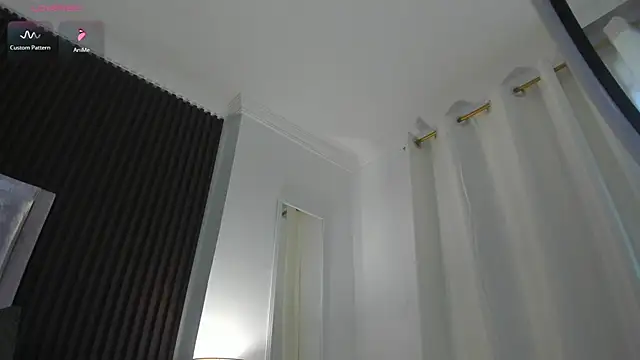 Snapshot of Zahra_milks chatting on 1, 4, 2026 Zahra milks online show from 1, 4, 2026