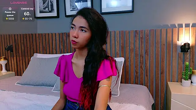 luna roja25 online show from 2, 10, 2025