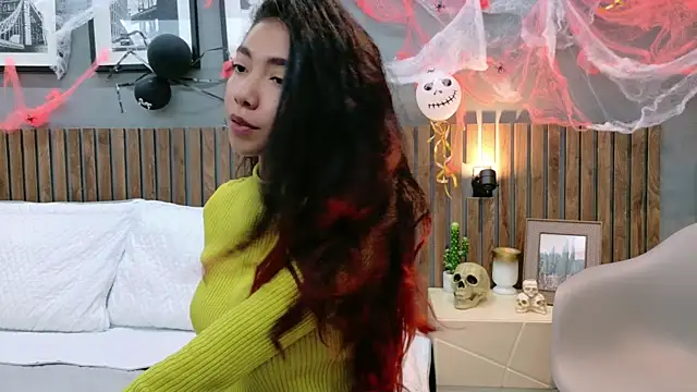 luna roja25 online show from 4, 11, 2025