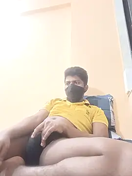 Snapshot of sexy_boy_986 chatting on 4, 10, 2025 sexy boy 986 online show from 4, 10, 2025