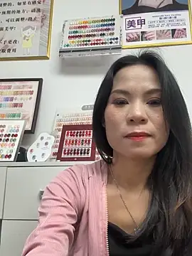 Snapshot of Baby-mmm chatting on 26, 10, 2025 Baby-mmm online show from 26, 10, 2025