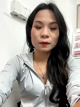 Snapshot of Baby-mmm chatting on 7, 11, 2025 Baby-mmm online show from 7, 11, 2025