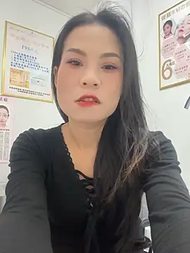 Snapshot of Baby-mmm chatting on 17, 12, 2025 Baby-mmm online show from 17, 12, 2025