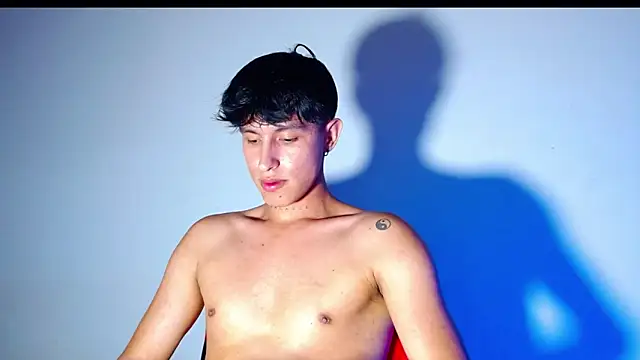 rowanbigboy23 online show from 5, 12, 2025