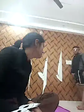 romantic couple1 online show from 23, 11, 2025