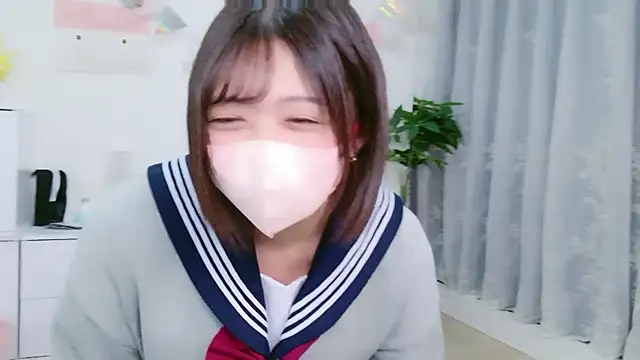 Hinata Sun online show from 2, 10, 2025