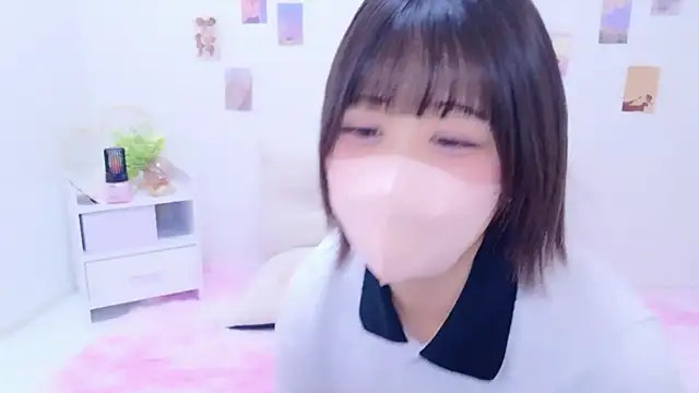 Hinata Sun online show from 14, 12, 2025