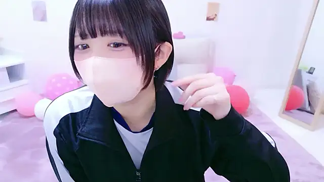 Hinata Sun online show from 18, 4, 2026