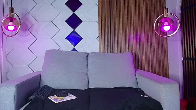 Susyhot  online show from 11, 9, 2025