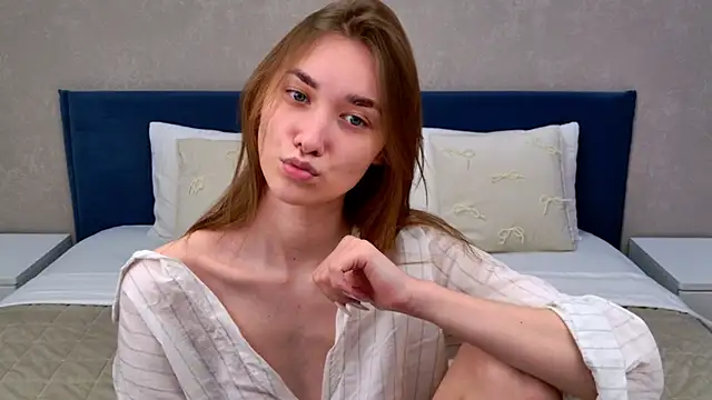 Snapshot of AmadaReine chatting on 29, 4, 2026 AmadaReine online show from 29, 4, 2026