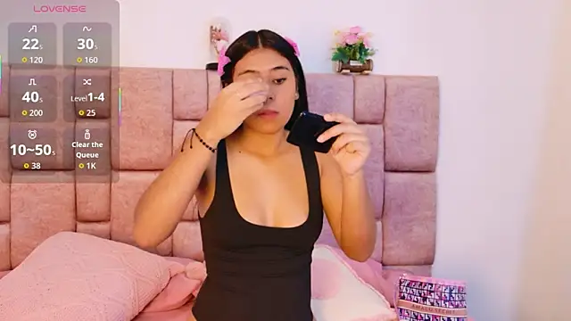 Kitty Rose   online show from 11, 11, 2025