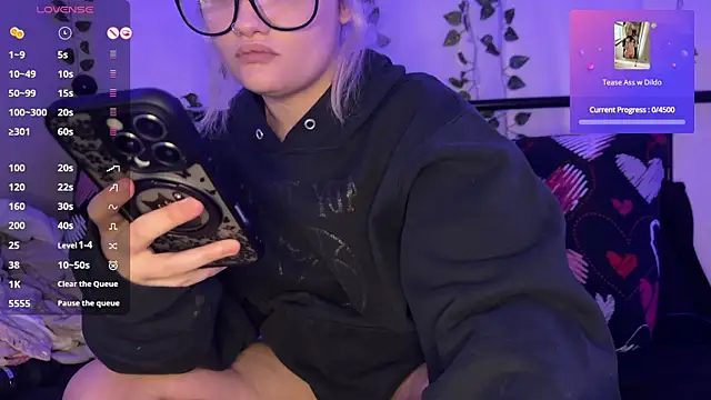 xxNaughtyNicolexx online show from 5, 10, 2025