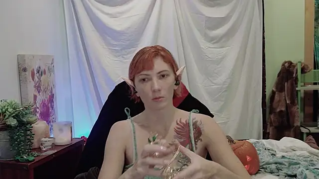 Snapshot of xpbunni chatting on 4, 11, 2025 xpbunni online show from 4, 11, 2025