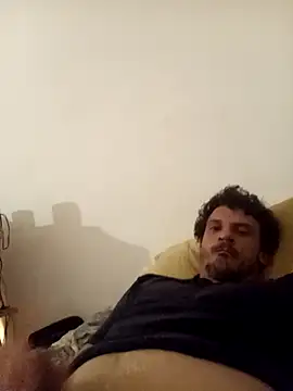 Snapshot of PleasingDavid1993 chatting on 14, 10, 2025 PleasingDavid1993 online show from 14, 10, 2025