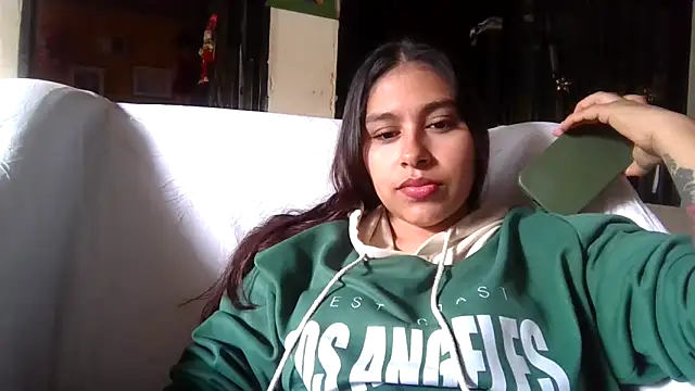 zairabreze online show from 4, 11, 2025