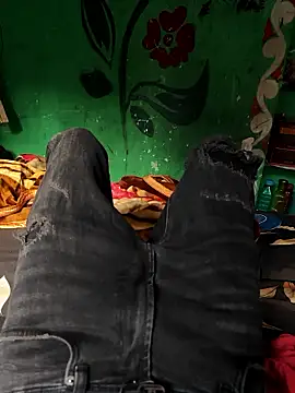 Snapshot of biswasb900 chatting on 17, 12, 2025 biswasb900 online show from 17, 12, 2025