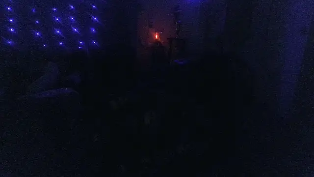 Poundtown1226 online show from 16, 9, 2025