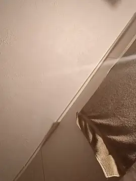 Poundtown1226 online show from 15, 2, 2026