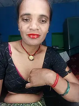 Snapshot of Hotwera chatting on 9, 10, 2025 Hotwera online show from 9, 10, 2025