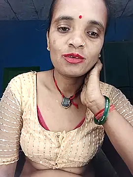 Snapshot of Hotwera chatting on 13, 10, 2025 Hotwera online show from 13, 10, 2025