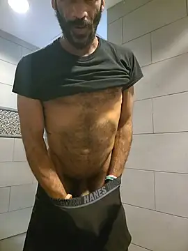 Snapshot of GuyInNY chatting on 19, 11, 2025 GuyInNY online show from 19, 11, 2025