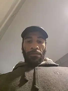 Snapshot of GuyInNY chatting on 29, 11, 2025 GuyInNY online show from 29, 11, 2025