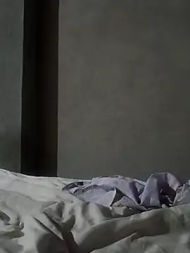 Snapshot of Elkato69 chatting on 8, 10, 2025 Elkato69 online show from 8, 10, 2025