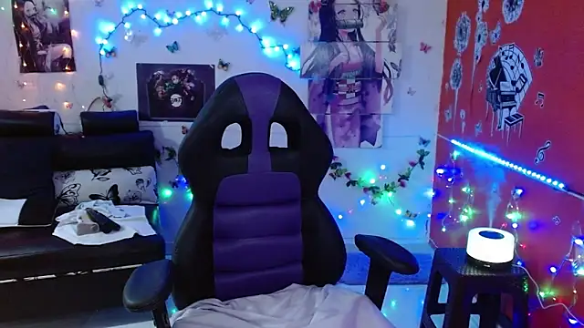 Snapshot of carol_20 chatting on 14, 12, 2024 carol 20 online show from 14, 12, 2024