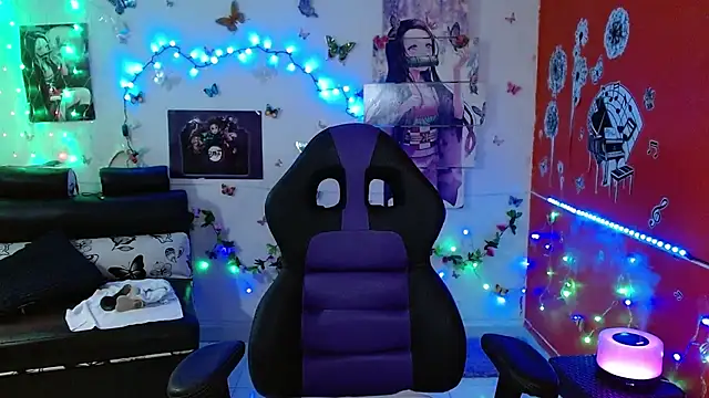 Snapshot of carol_20 chatting on 20, 12, 2024 carol 20 online show from 20, 12, 2024