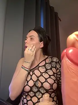 -RAHELA- online show from 18, 10, 2025