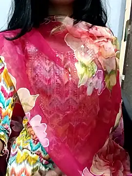 Daizy Shah online show from 9, 11, 2025