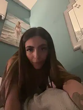 Snapshot of RoseyMae chatting on 11, 9, 2025 RoseyMae online show from 11, 9, 2025