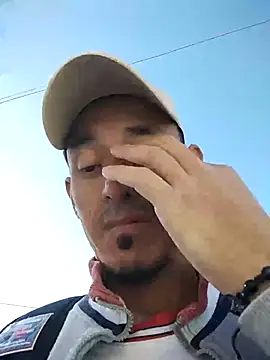 Snapshot of JuanD_vero chatting on 3, 10, 2025 JuanD vero online show from 3, 10, 2025