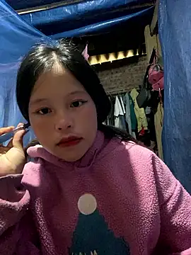 O o UwU o O online show from 8, 11, 2025