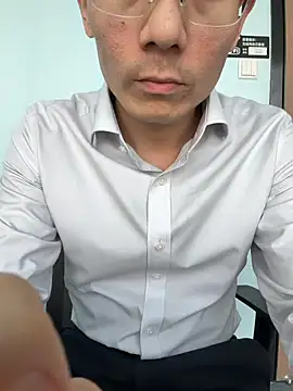 Snapshot of miniyellower chatting on 16, 3, 2026 miniyellower online show from 16, 3, 2026