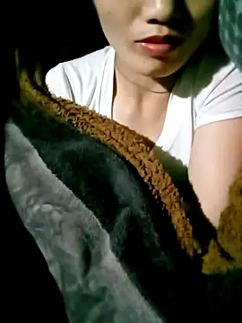 Snapshot of ngan-cute chatting on 25, 10, 2025 ngan-cute online show from 25, 10, 2025