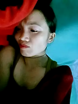 Snapshot of ngan-cute chatting on 1, 11, 2025 ngan-cute online show from 1, 11, 2025