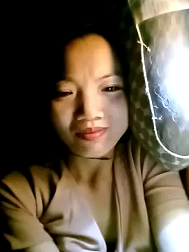 Snapshot of ngan-cute chatting on 12, 11, 2025 ngan-cute online show from 12, 11, 2025