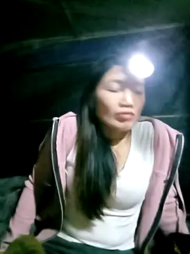 Snapshot of ngan-cute chatting on 20, 11, 2025 ngan-cute online show from 20, 11, 2025