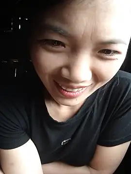 Snapshot of ngan-cute chatting on 4, 8, 2026 ngan-cute online show from 4, 8, 2026