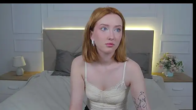 Snapshot of MarianeSun chatting on 3, 7, 2026 MarianeSun online show from 3, 7, 2026